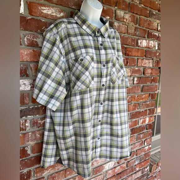 Under Armour Other - Under Armour button down fishing style shirt size 3XL